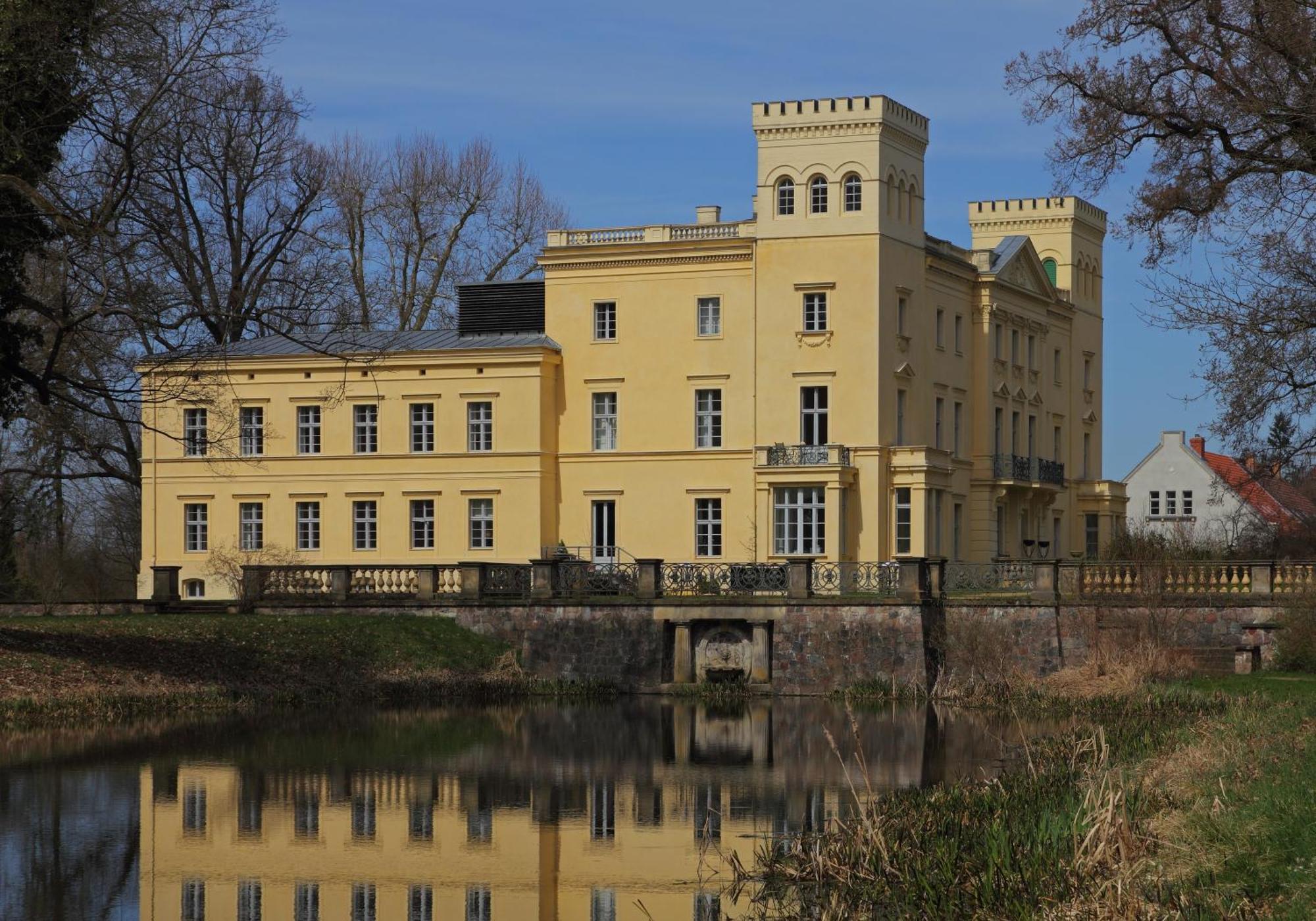 Ehemalige Bibliothek Apartment Fuer 2 Mit Kueche Kamin Netflix Parken Und Hofladen Steinhofel Exteriör bild